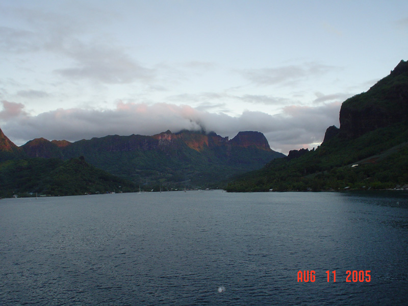 mom_dad_tahiti_2005_161